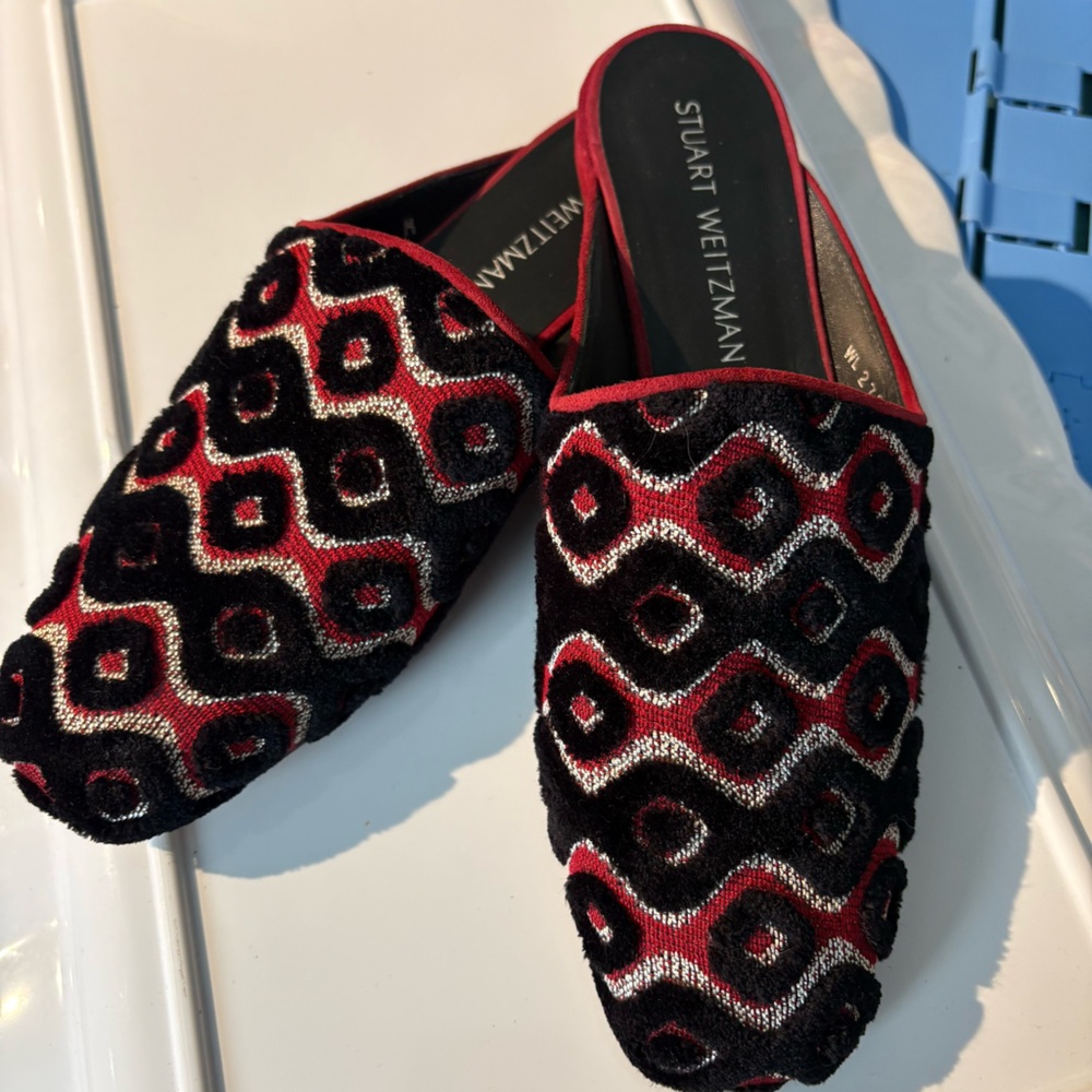 Stuart Weitzman Mulearky Red/Black Embroidery Slip-on Vamp Mules Flats - Picture 4 of 8